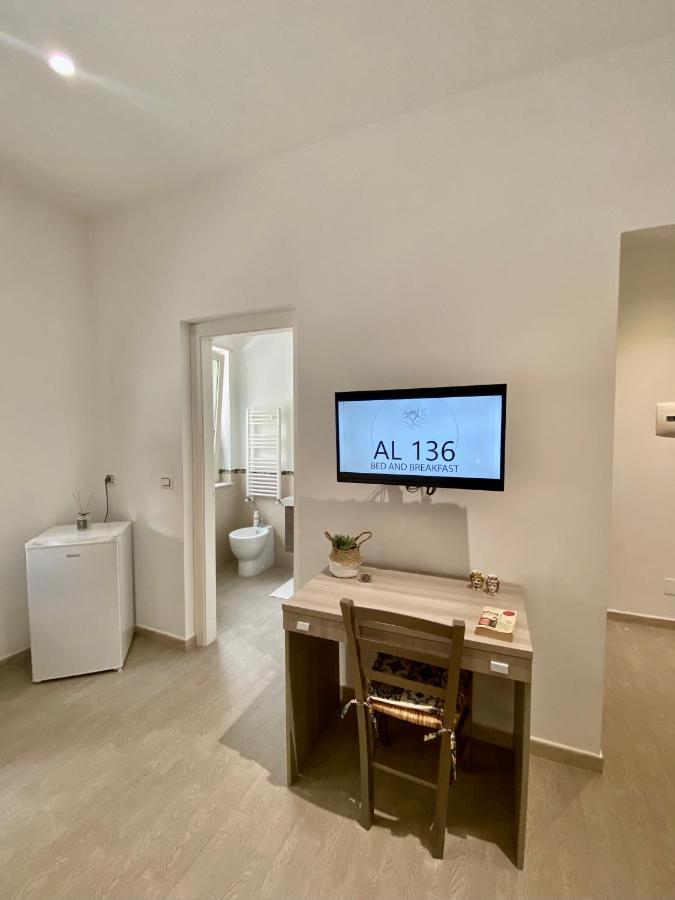 Al 136 Bed and Breakfast Capo dʼOrlando Eksteriør billede